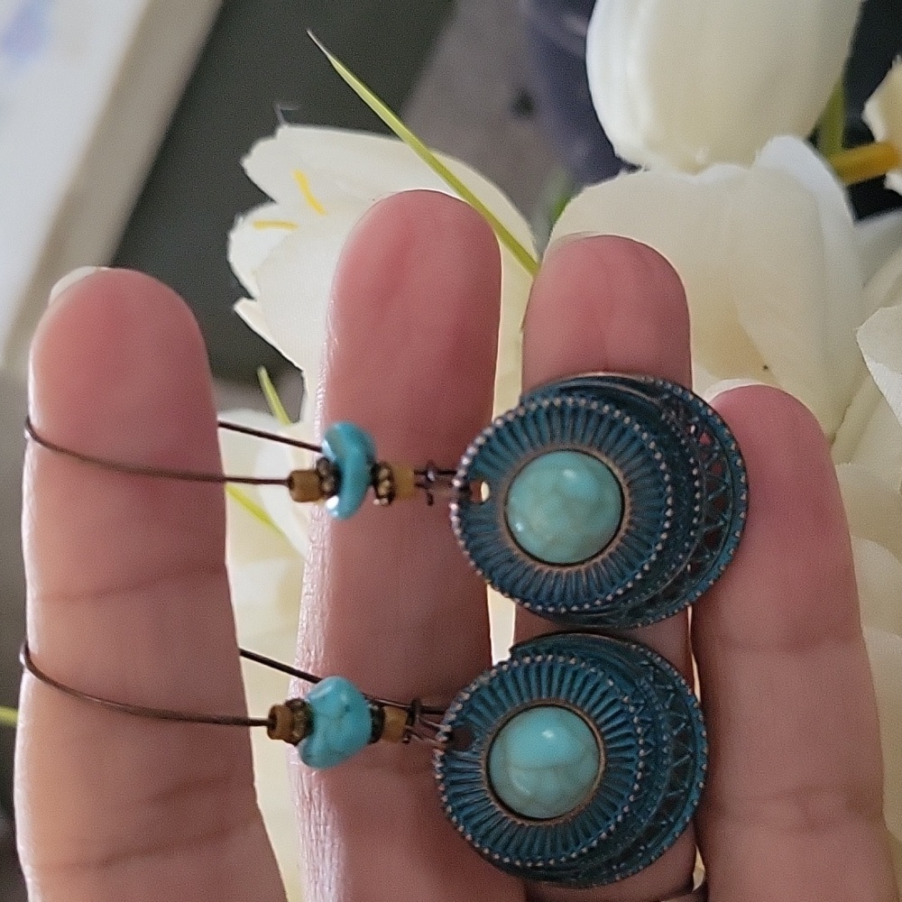 Copper and turquoise beautiful dangly earrings